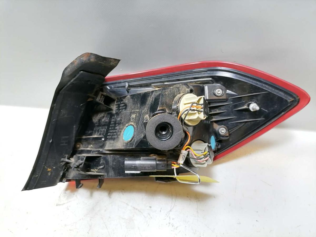 Ford Fiesta MK7 original Rücklicht Rückleuchte Schlussleuchte links außen 5-Türer Bj.2019